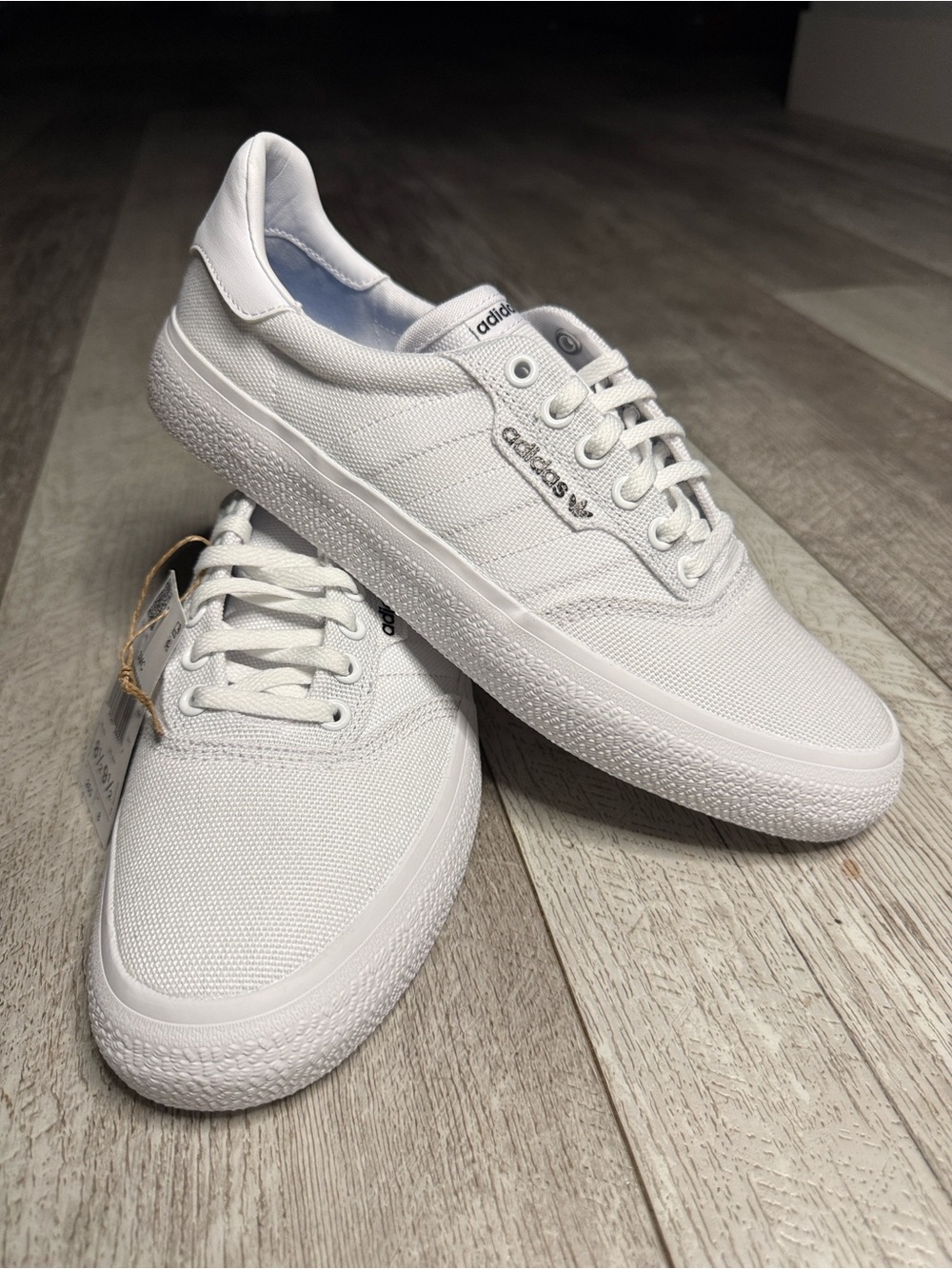 Adidas 3 Mc Vulc Originals Men’s White Canvas Sneaker